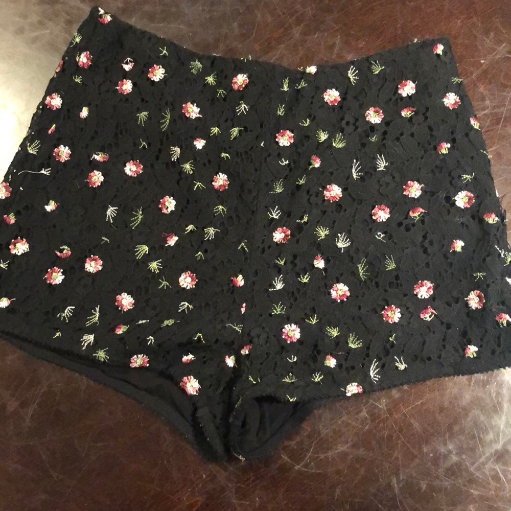 Kendall & Kyle Pacsun Embroidered Floral Shorts